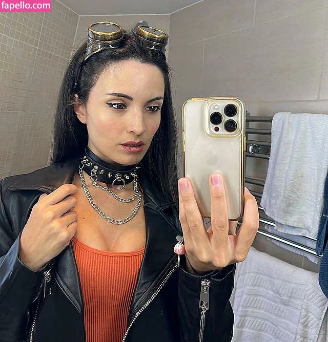 Kafkanya / danilacattani Onlyfans Photo Gallery 