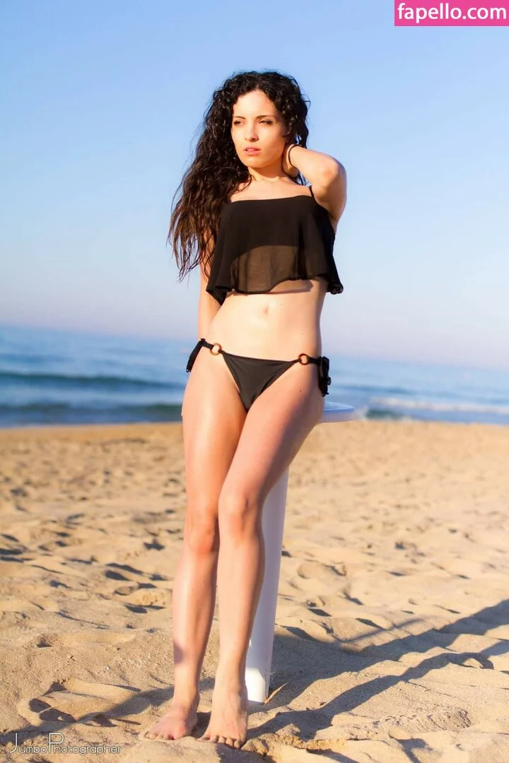 Kafkanya / danilacattani Onlyfans Photo Gallery 