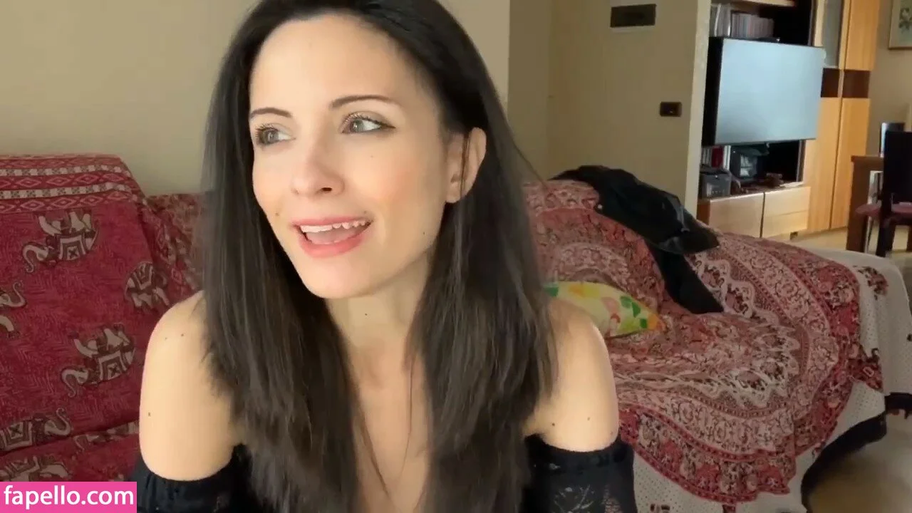 Kafkanya / danilacattani Onlyfans Photo Gallery 