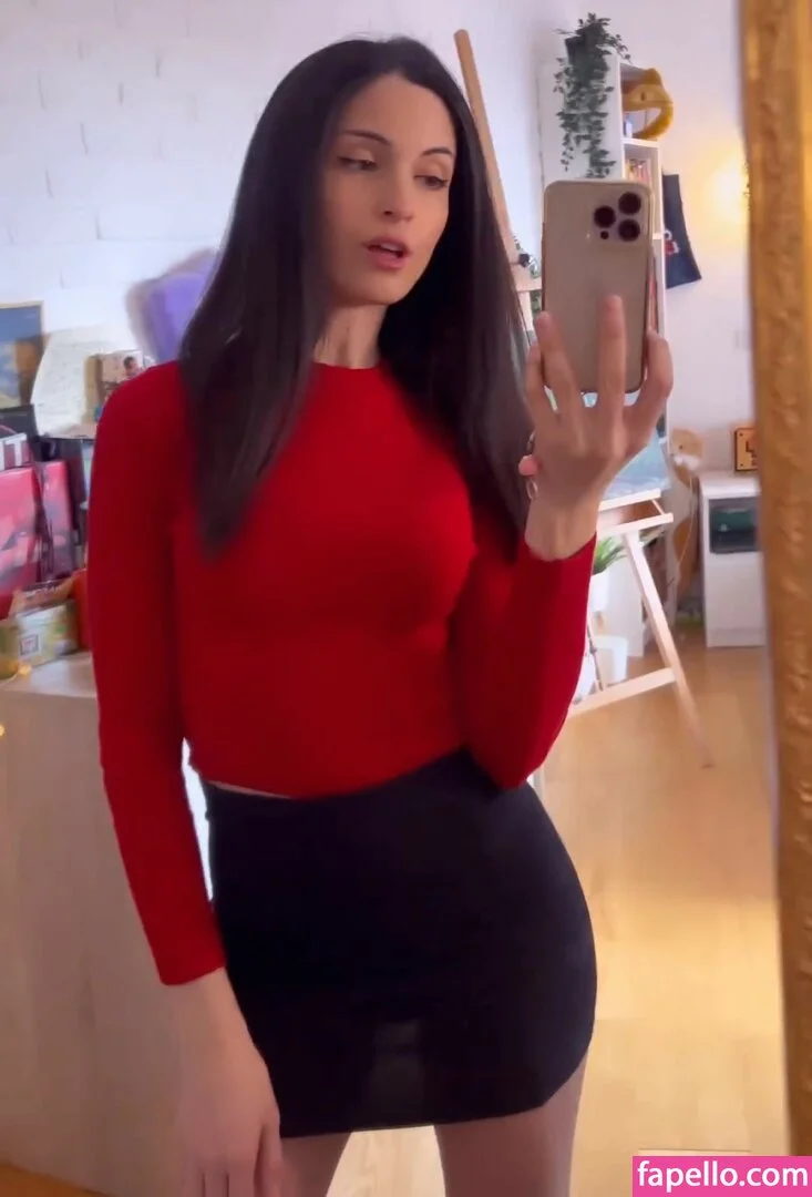 Kafkanya / danilacattani Onlyfans Photo Gallery 