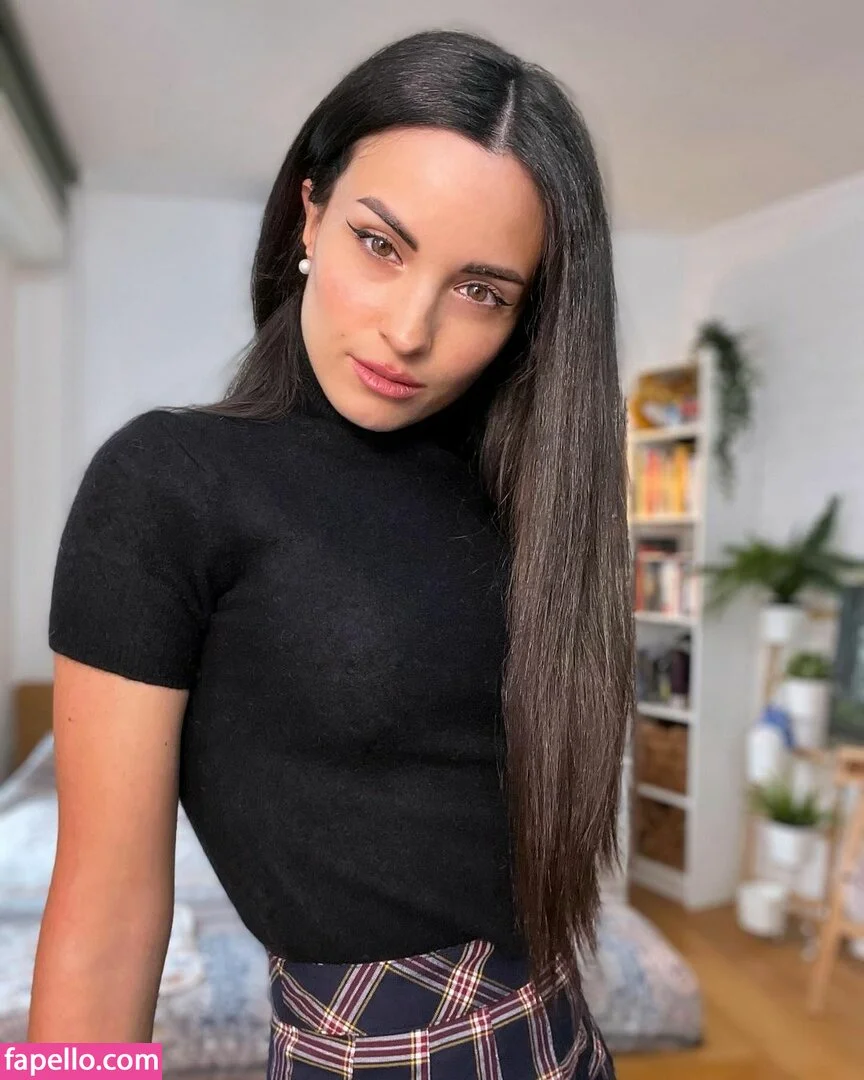 Kafkanya / danilacattani Onlyfans Photo Gallery 
