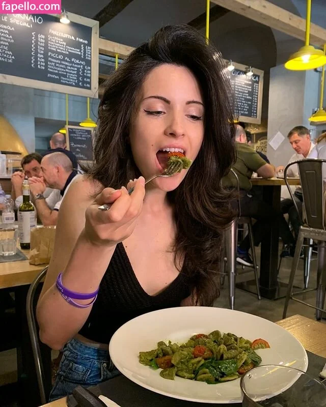 Kafkanya / danilacattani Onlyfans Photo Gallery 