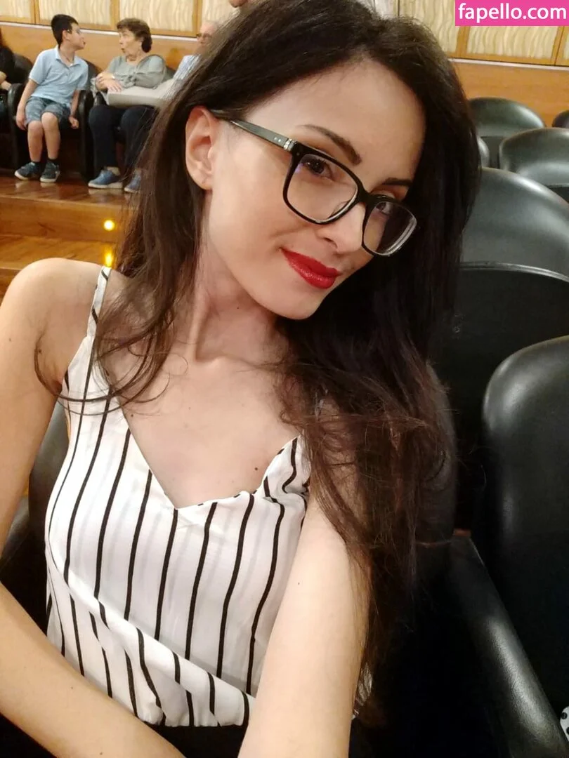 Kafkanya / danilacattani Onlyfans Photo Gallery 