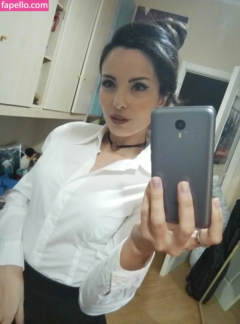 Kafkanya / danilacattani Onlyfans Photo Gallery 