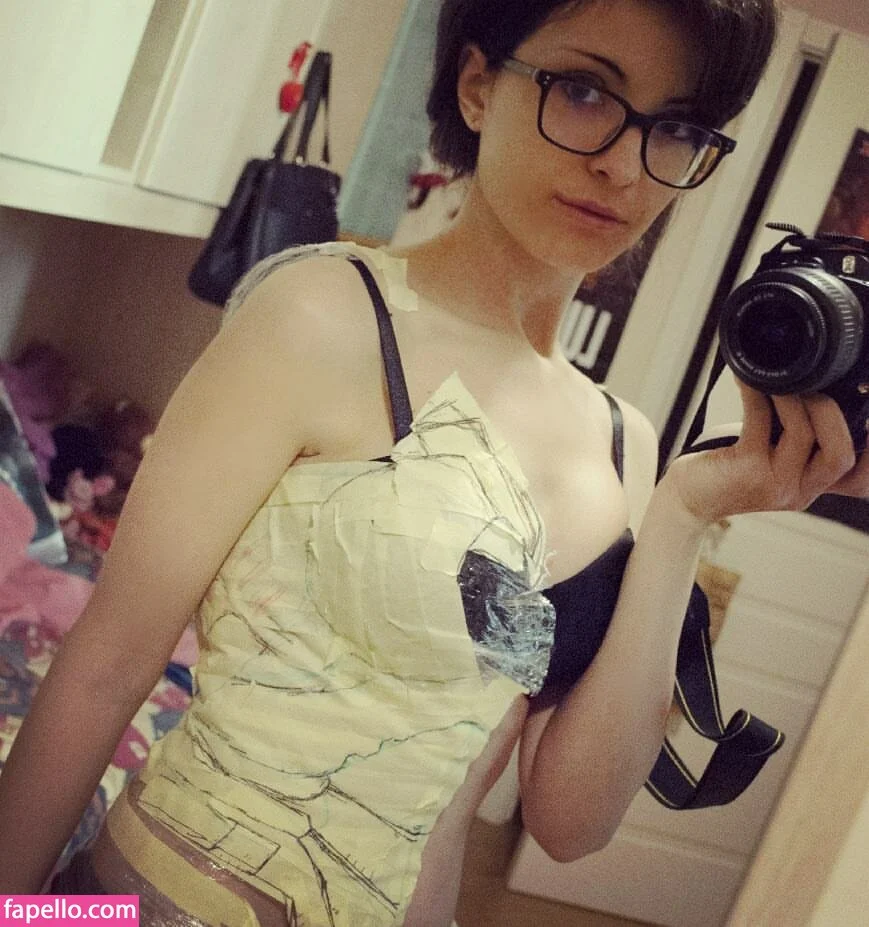 Kafkanya / danilacattani Onlyfans Photo Gallery 