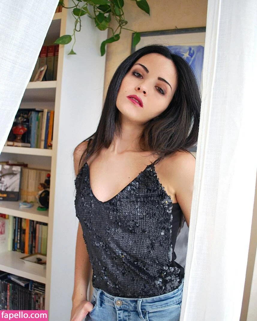 Kafkanya / danilacattani Onlyfans Photo Gallery 