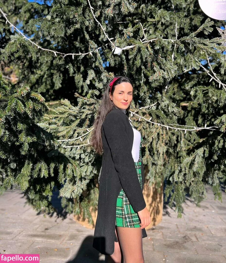 Kafkanya / danilacattani Onlyfans Photo Gallery 