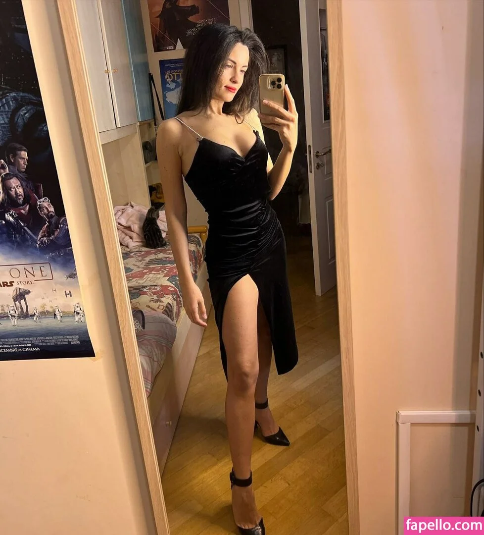 Kafkanya / danilacattani Onlyfans Photo Gallery 