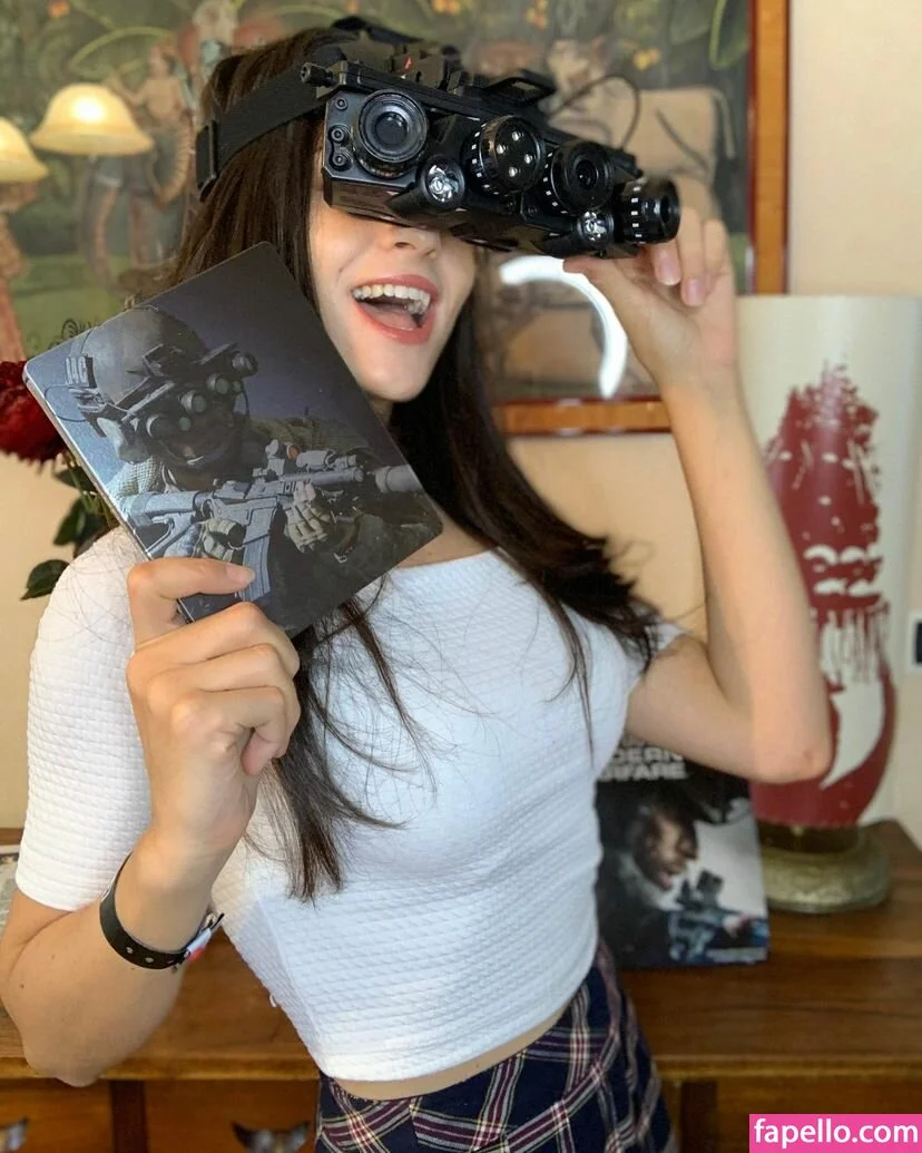 Kafkanya / danilacattani Onlyfans Photo Gallery 