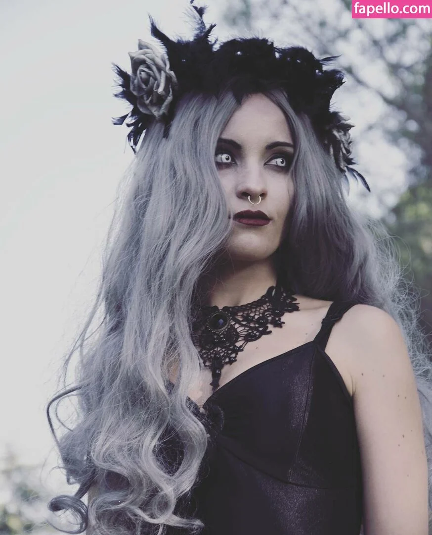 Kafkanya / danilacattani Onlyfans Photo Gallery 