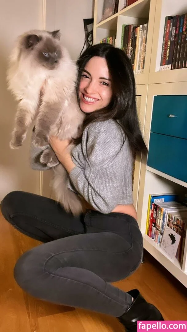 Kafkanya / danilacattani Onlyfans Photo Gallery 