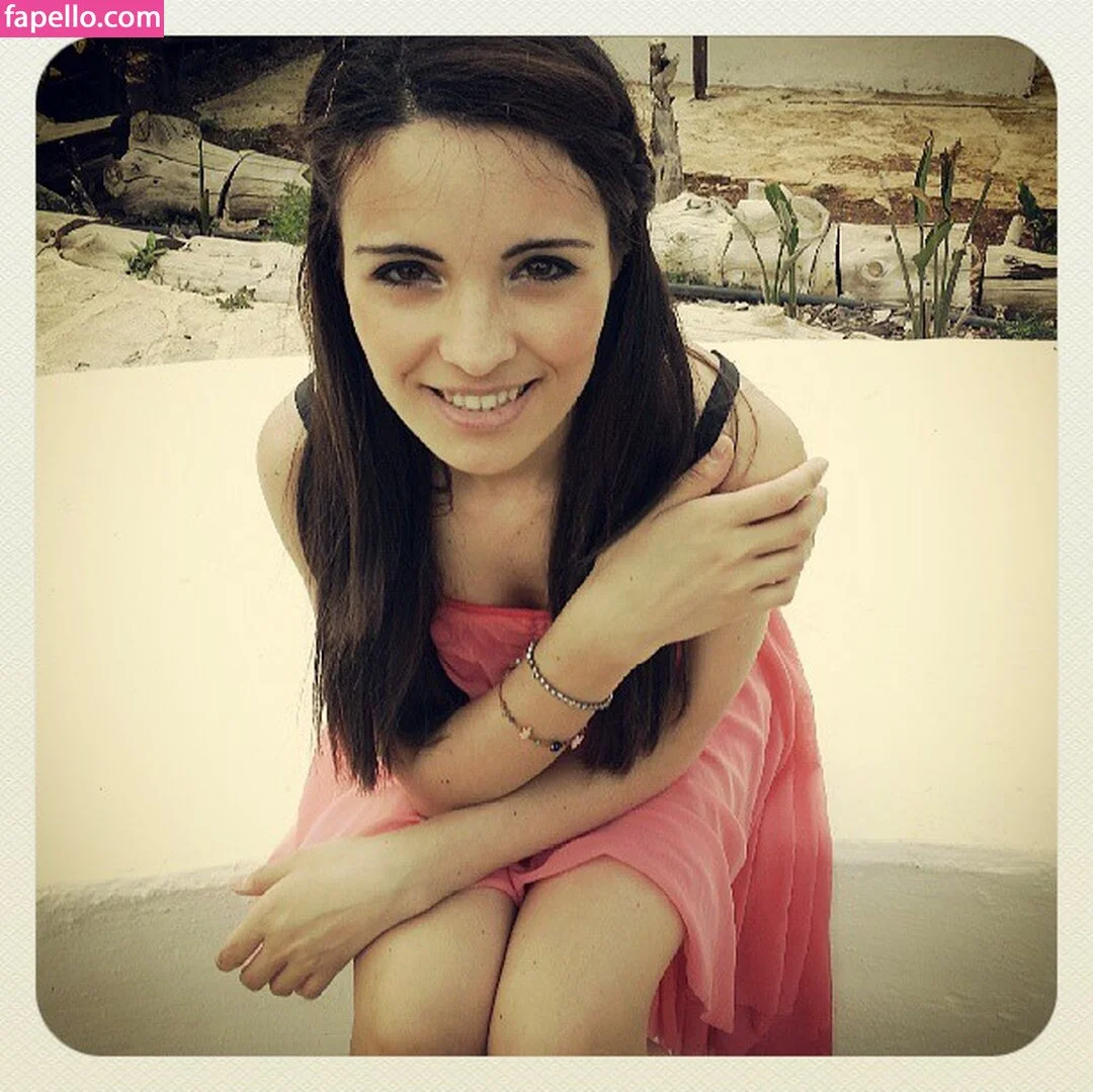 Kafkanya / danilacattani Onlyfans Photo Gallery 