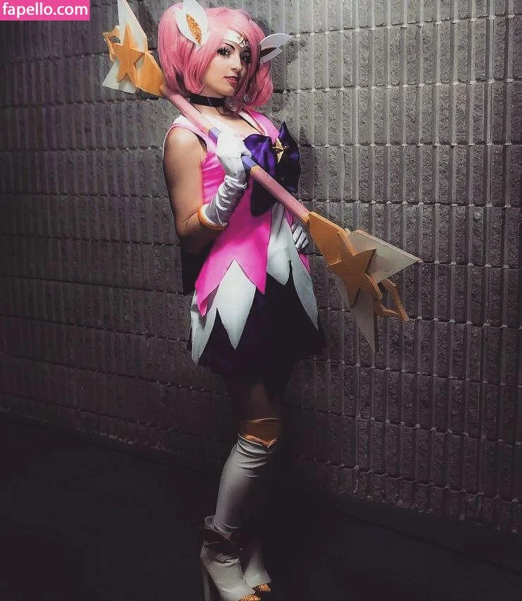 Kafkanya / danilacattani Onlyfans Photo Gallery 