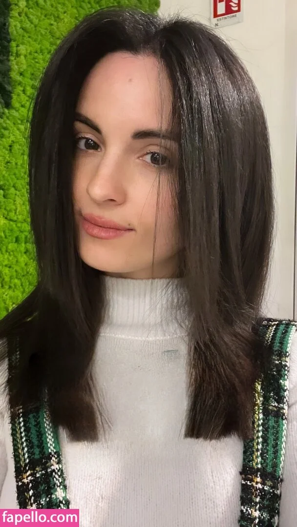 Kafkanya / danilacattani Onlyfans Photo Gallery 