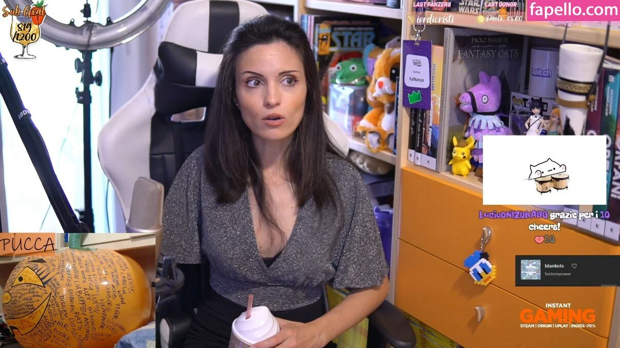 Kafkanya / danilacattani Onlyfans Photo Gallery 