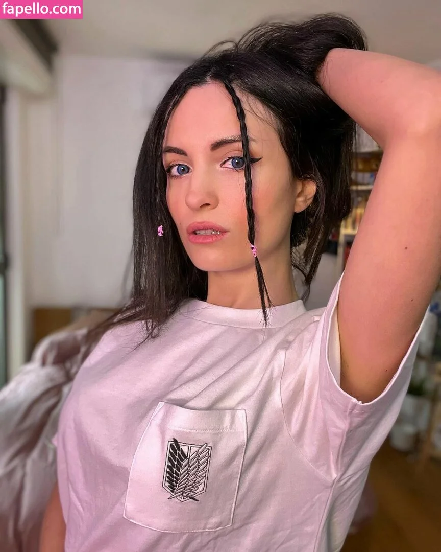 Kafkanya / danilacattani Onlyfans Photo Gallery 