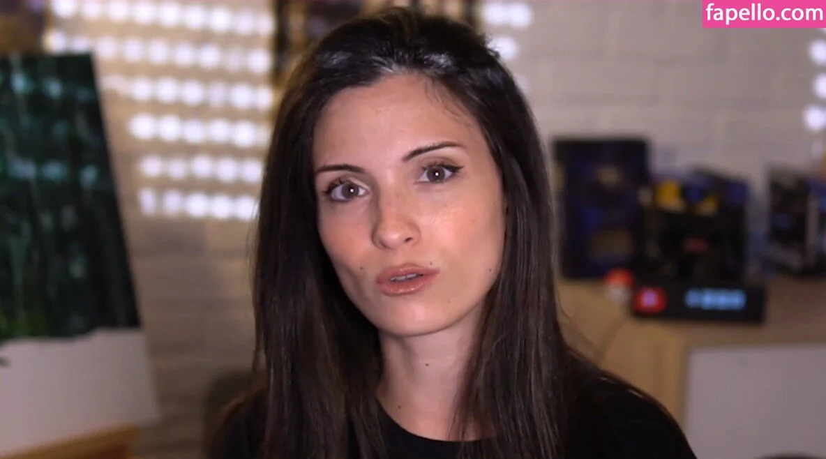 Kafkanya / danilacattani Onlyfans Photo Gallery 