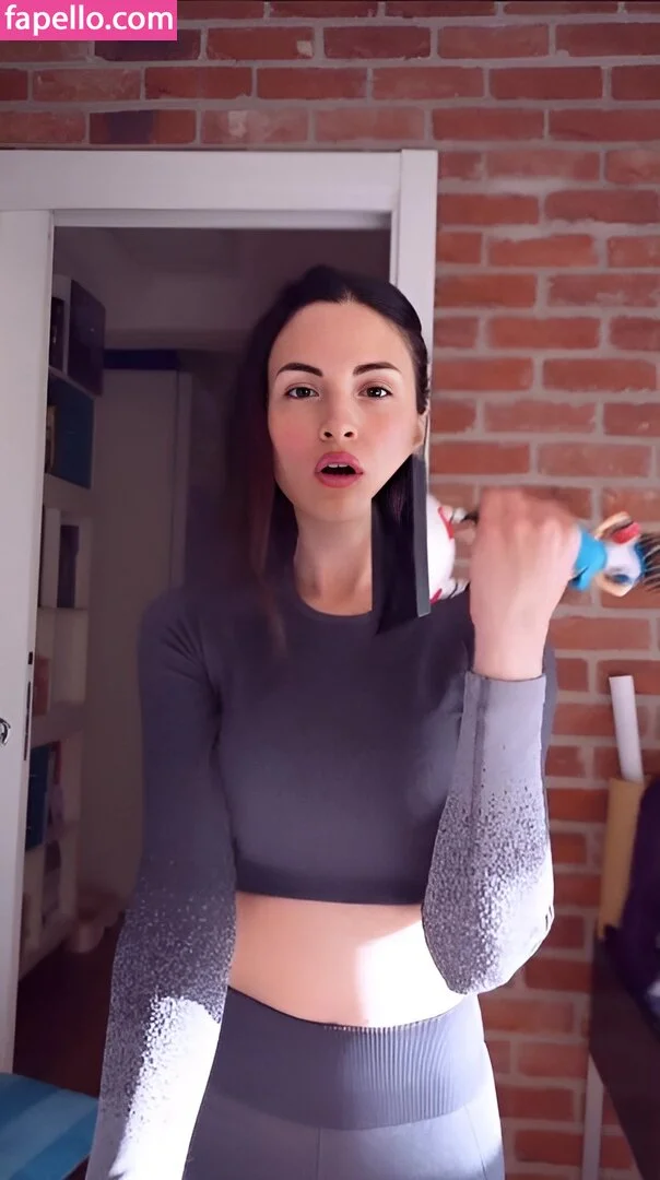 Kafkanya / danilacattani Onlyfans Photo Gallery 