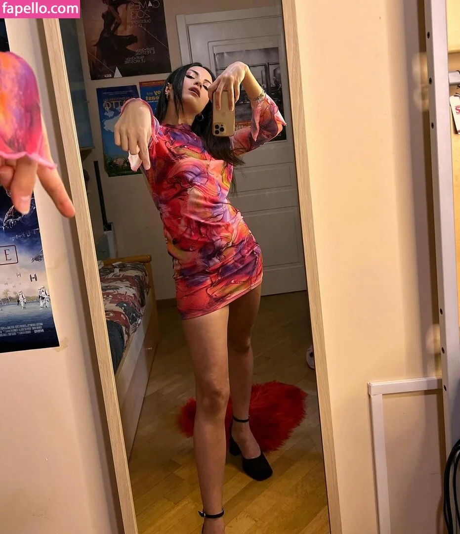 Kafkanya / danilacattani Onlyfans Photo Gallery 