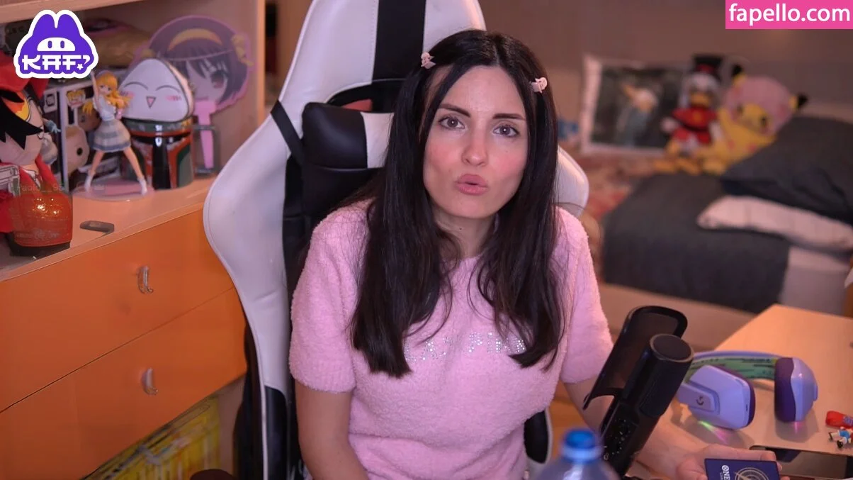 Kafkanya / danilacattani Onlyfans Photo Gallery 