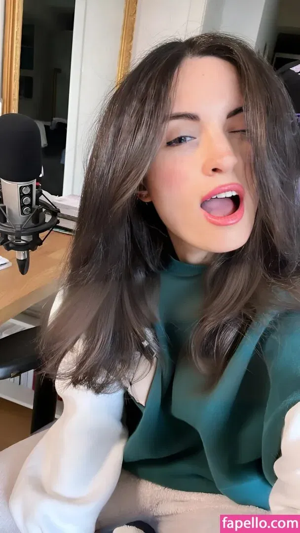 Kafkanya / danilacattani Onlyfans Photo Gallery 