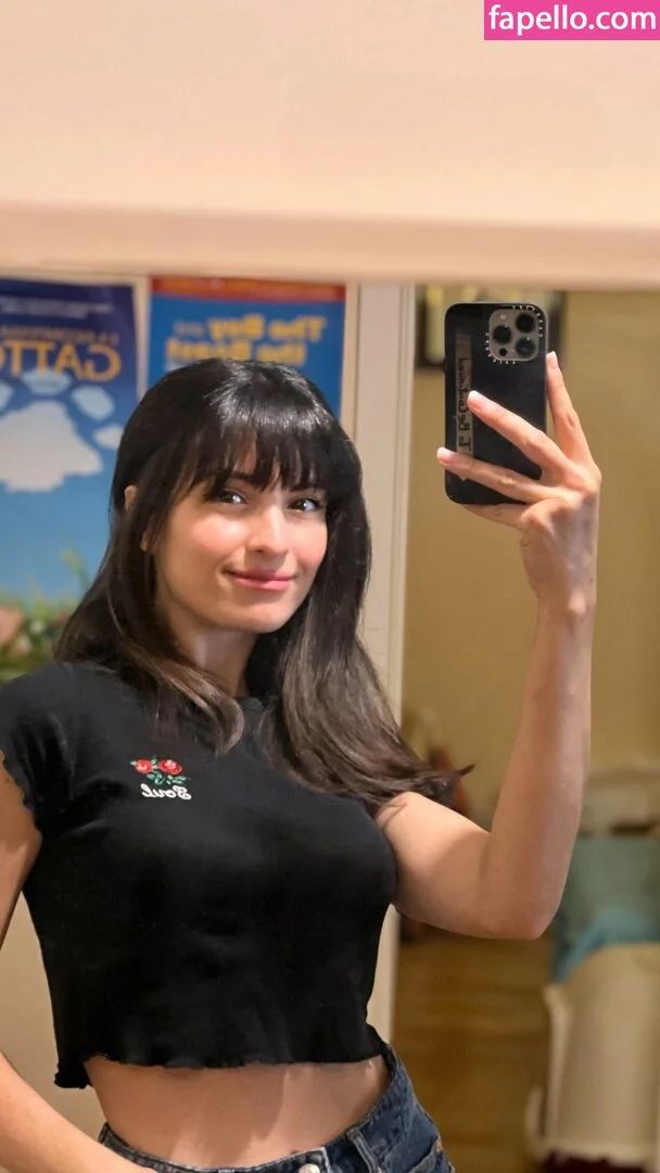 Kafkanya / danilacattani Onlyfans Photo Gallery 