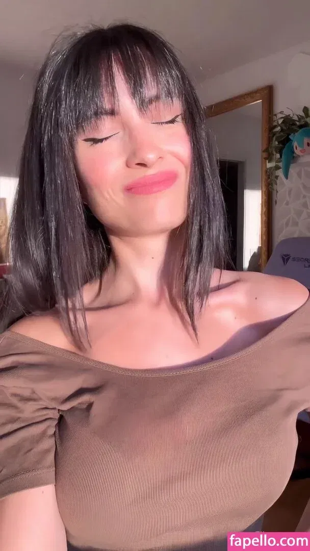 Kafkanya / danilacattani Onlyfans Photo Gallery 