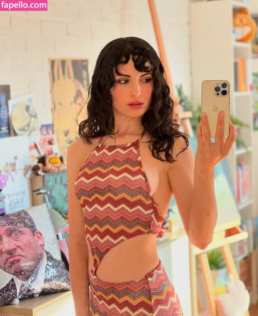 Kafkanya / danilacattani Onlyfans Photo Gallery 