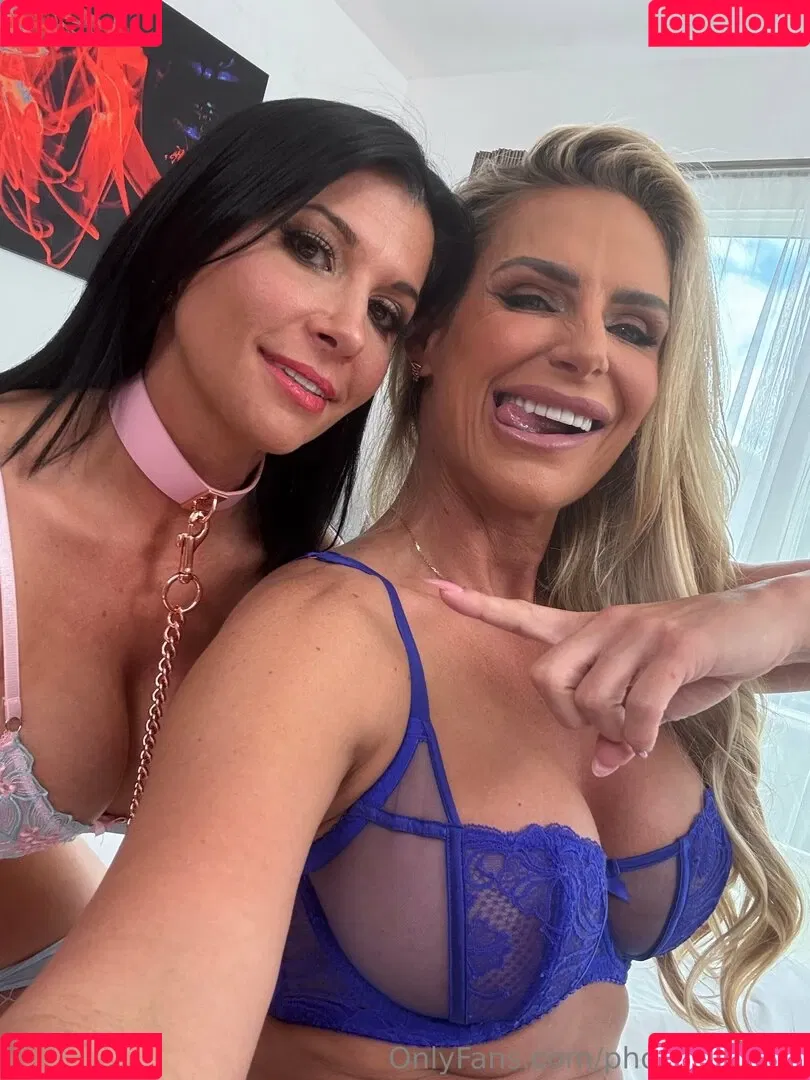 itzphxmarie / phoenixmarie Onlyfans Photo Gallery 