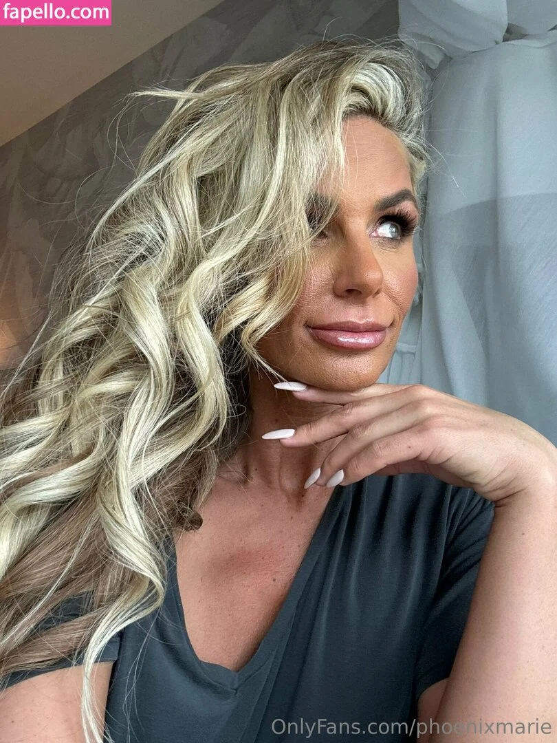 itzphxmarie / phoenixmarie Onlyfans Photo Gallery 