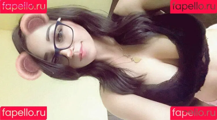 Arely Walle / alewalle / arelywalle / vl.santoro Onlyfans Photo Gallery 