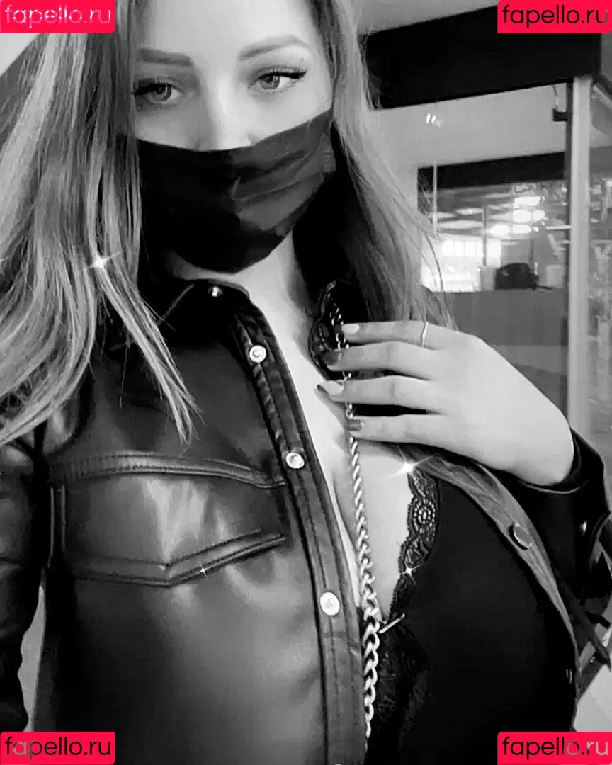 Arely Walle / alewalle / arelywalle / vl.santoro Onlyfans Photo Gallery 