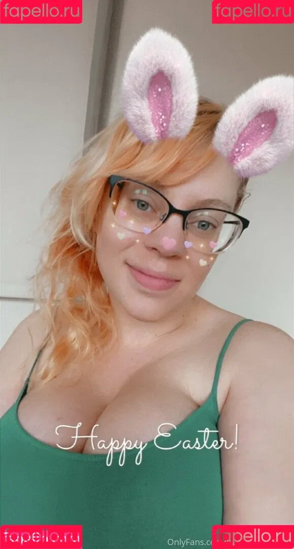 bustygeek / bustygeek11free Onlyfans Photo Gallery 