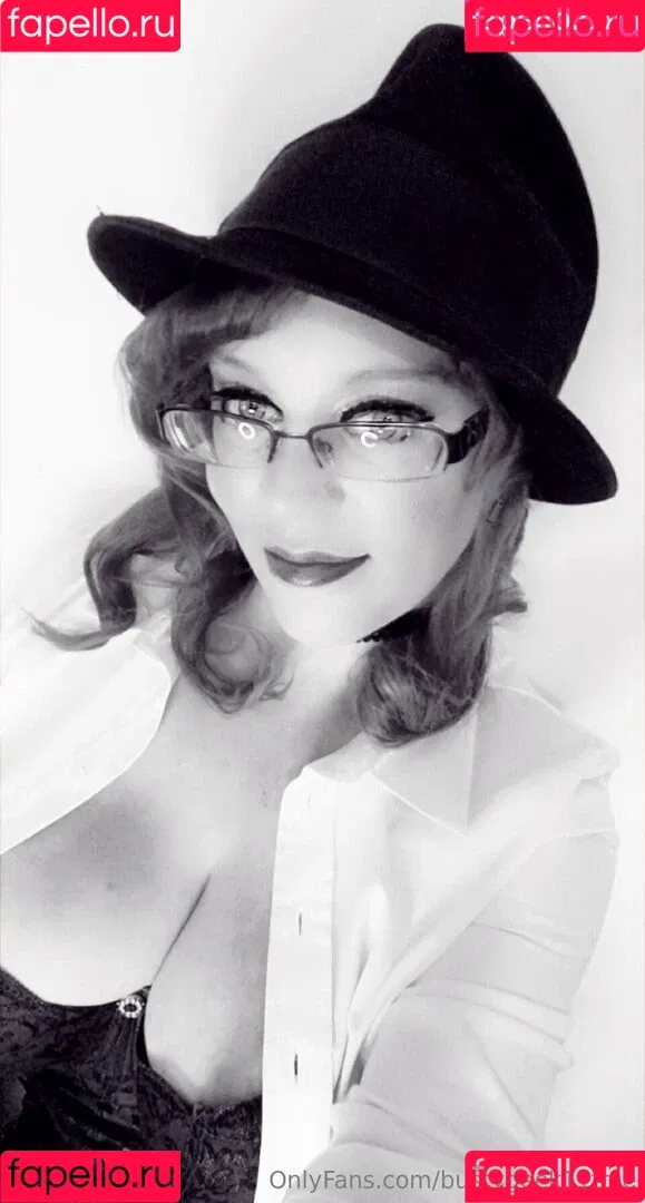 bustygeek / bustygeek11free Onlyfans Photo Gallery 