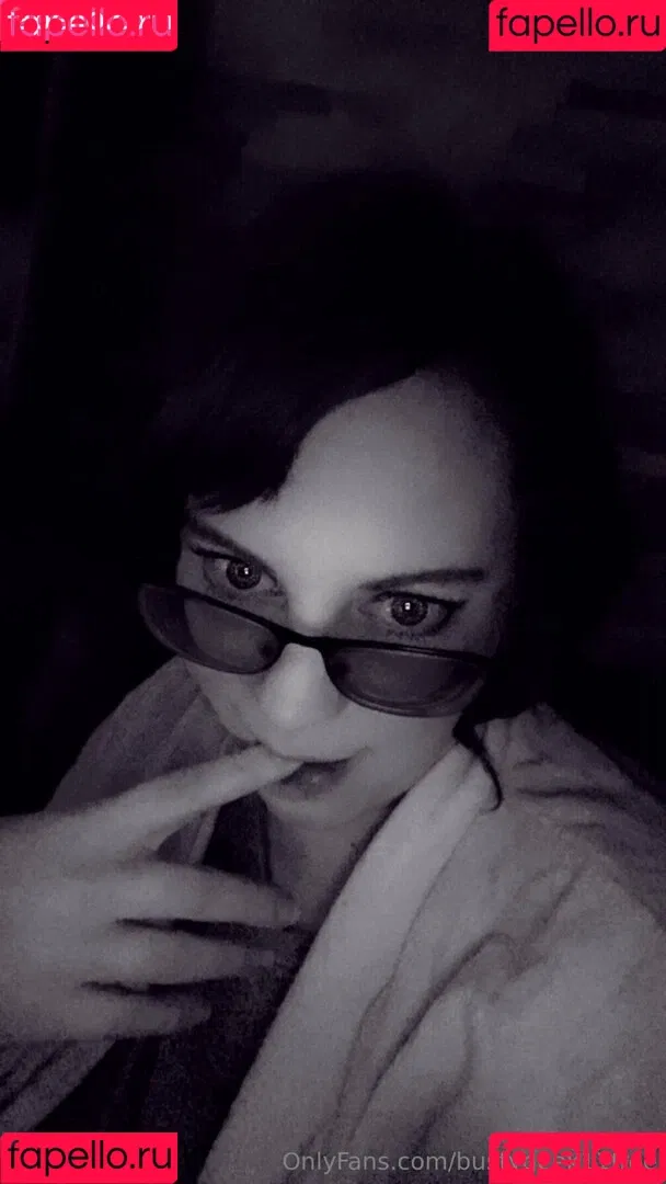 bustygeek / bustygeek11free Onlyfans Photo Gallery 