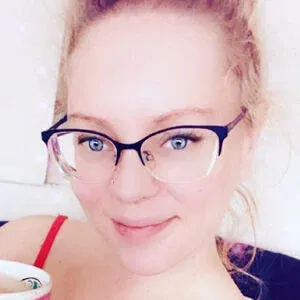 bustygeek / bustygeek11free Onlyfans Photo Gallery 