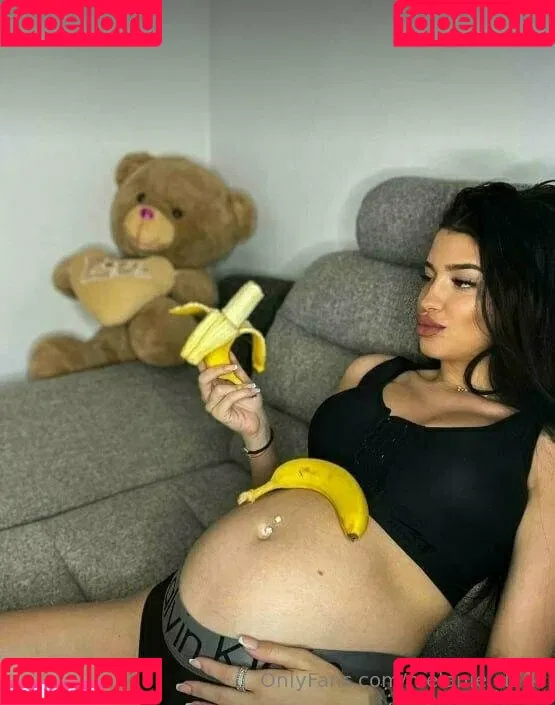 melanie_dark / melanie_dark.mel Onlyfans Photo Gallery 