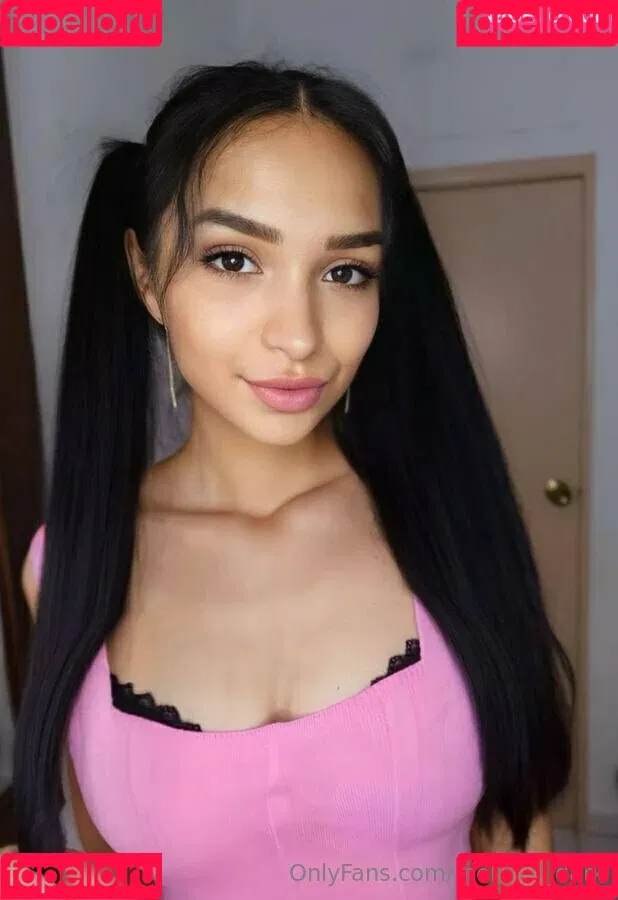 melanie_dark / melanie_dark.mel Onlyfans Photo Gallery 