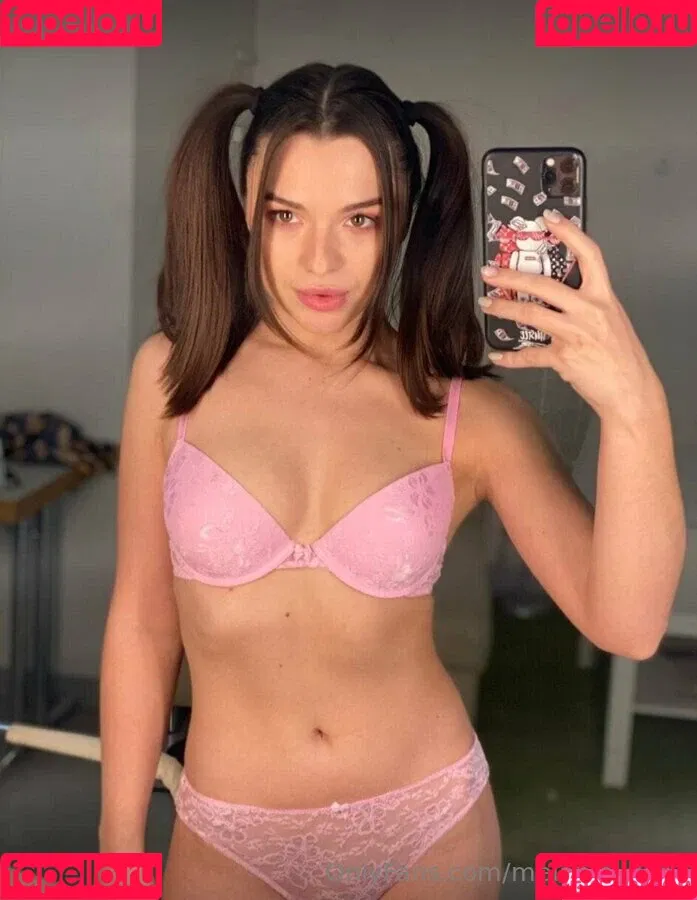 melanie_dark / melanie_dark.mel Onlyfans Photo Gallery 