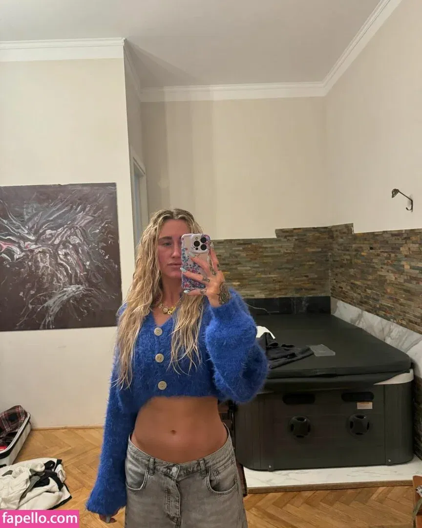 Danielle Brandon / daniellebrandon7 Onlyfans Photo Gallery 