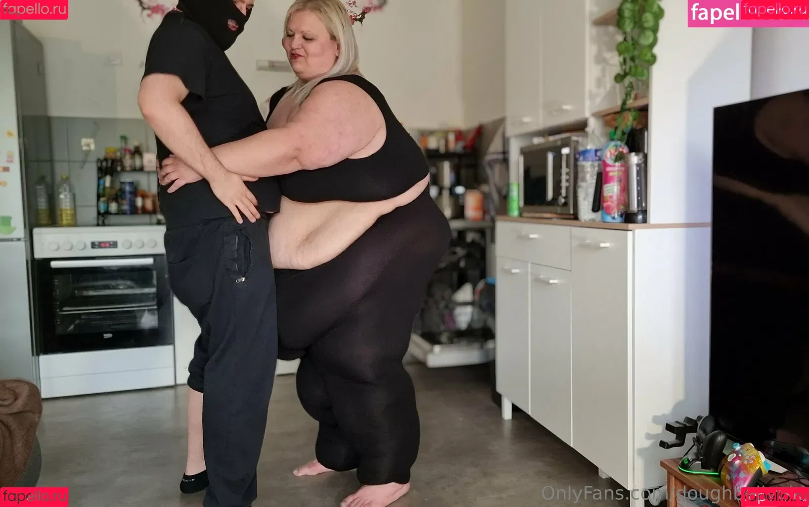 dough.belly / doughbellygirl Onlyfans Photo Gallery 