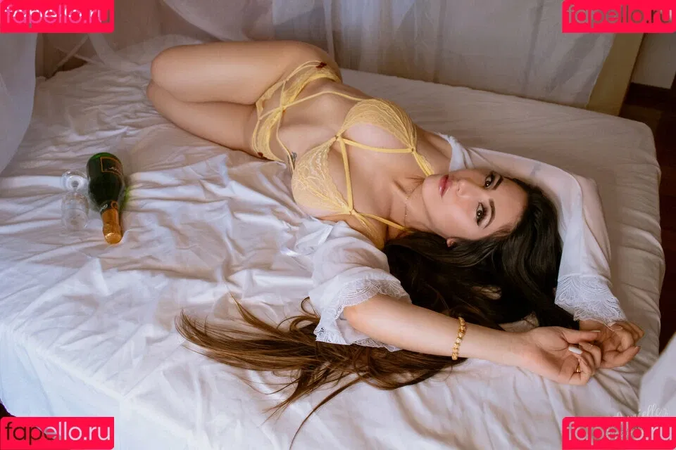 Danielle Vedovelli / Danievedo Onlyfans Photo Gallery 