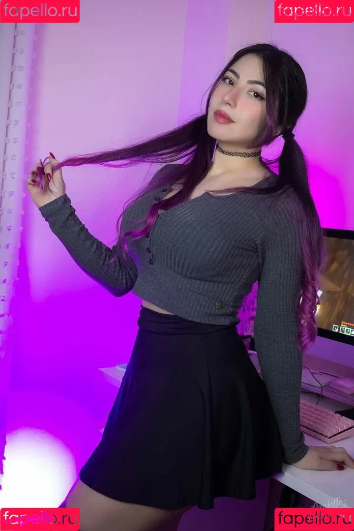 Danielle Vedovelli / Danievedo Onlyfans Photo Gallery 