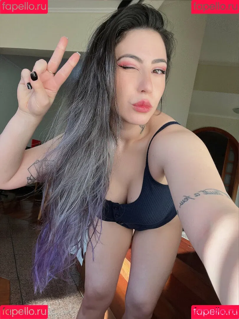 Danielle Vedovelli / Danievedo Onlyfans Photo Gallery 