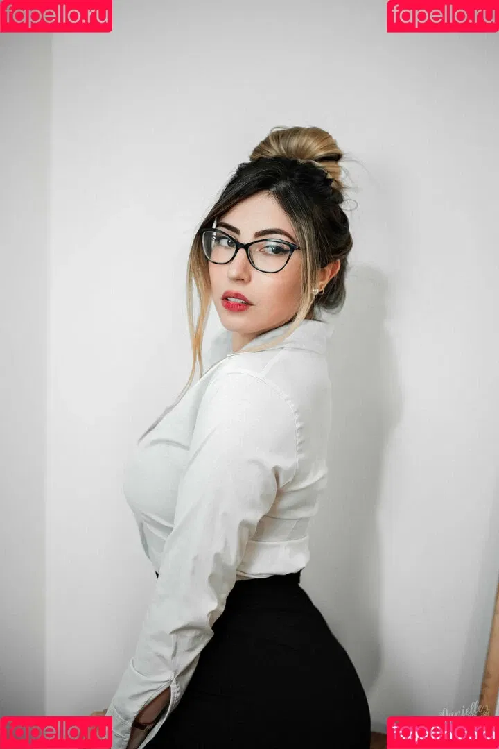 Danielle Vedovelli / Danievedo Onlyfans Photo Gallery 