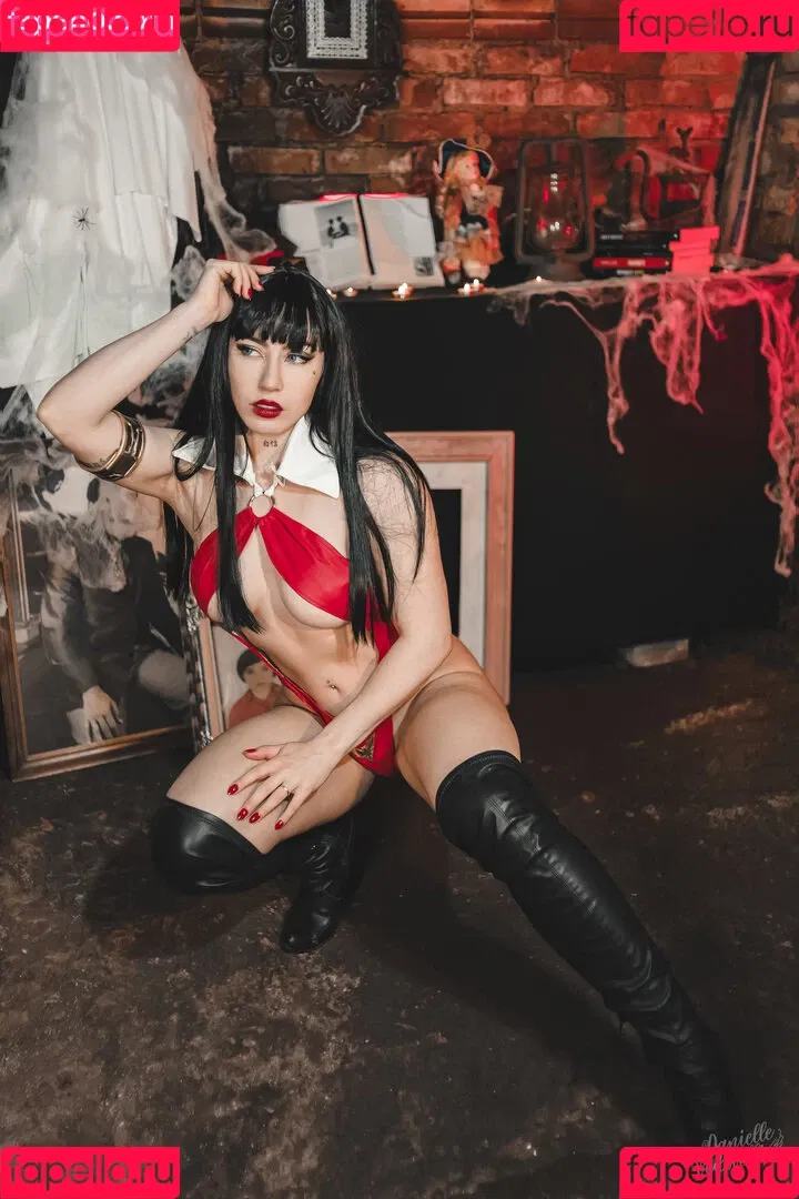 Danielle Vedovelli / Danievedo Onlyfans Photo Gallery 