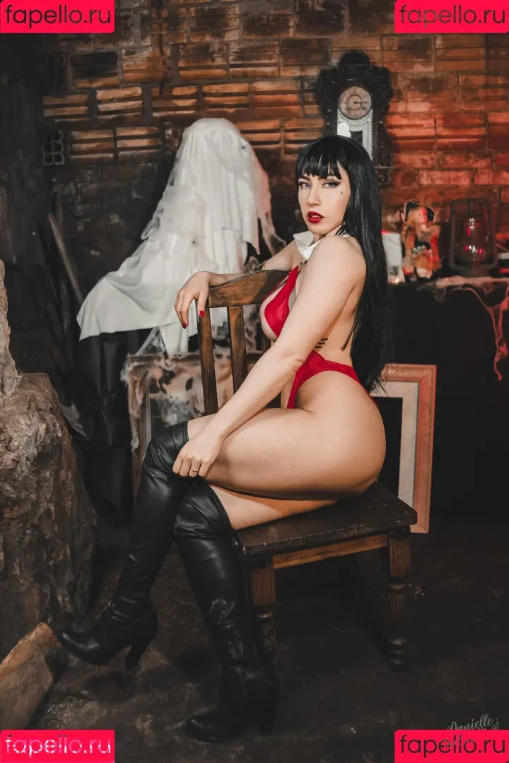 Danielle Vedovelli / Danievedo Onlyfans Photo Gallery 