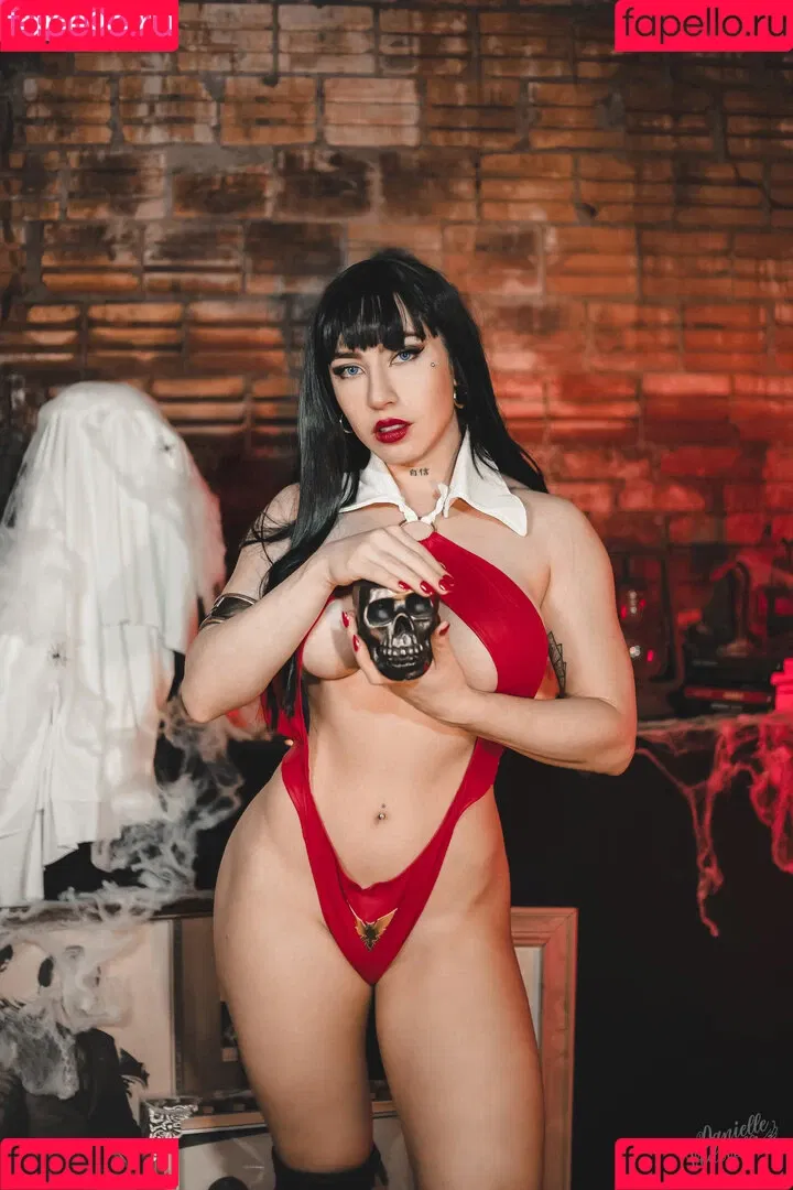 Danielle Vedovelli / Danievedo Onlyfans Photo Gallery 