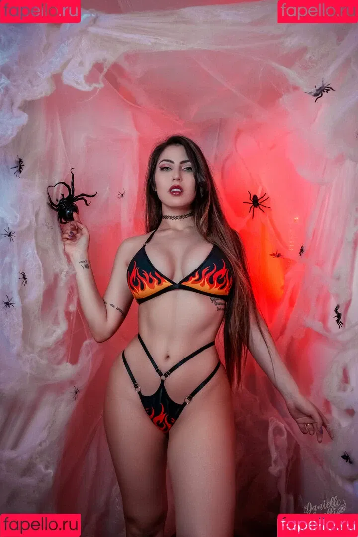Danielle Vedovelli / Danievedo Onlyfans Photo Gallery 