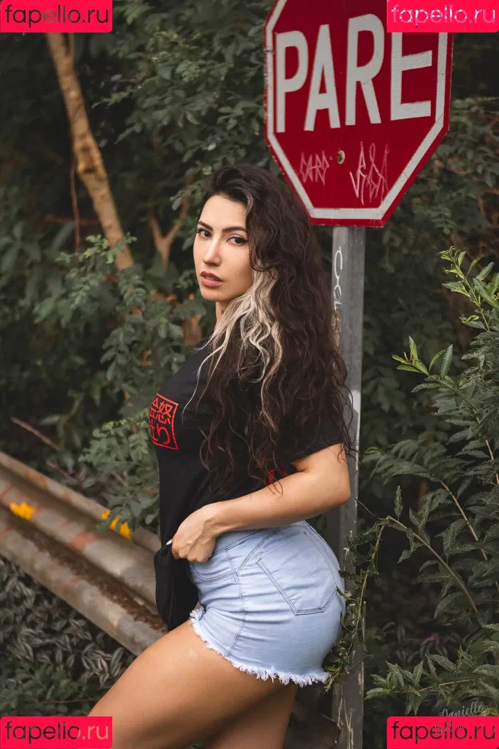 Danielle Vedovelli / Danievedo Onlyfans Photo Gallery 